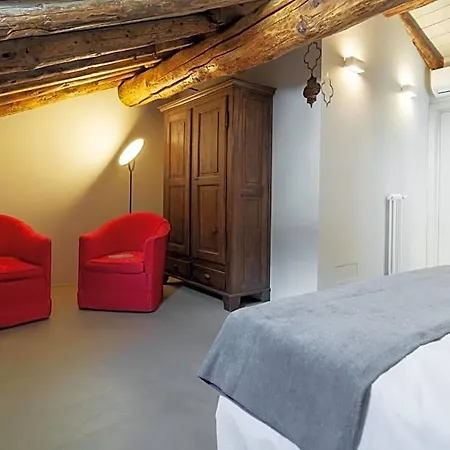 Maison Alliod ベッド・アンド・ブレックファスト 4*