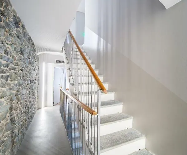 Bed & Breakfast Maison Alliod 4*